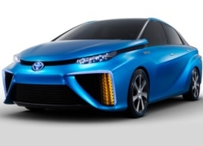 Toyota, работеща с водород е конкурент на екологичнатаTesla